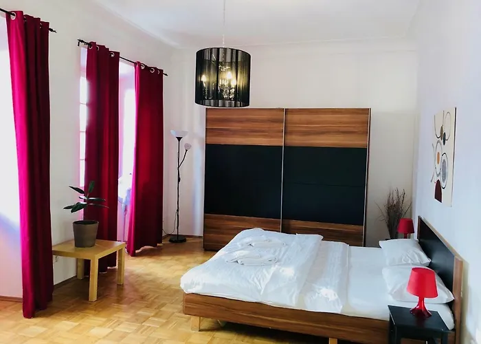 Royal Road Ii Apartment *