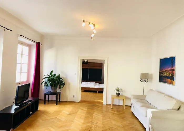 Apartment Royal Road Ii Prag